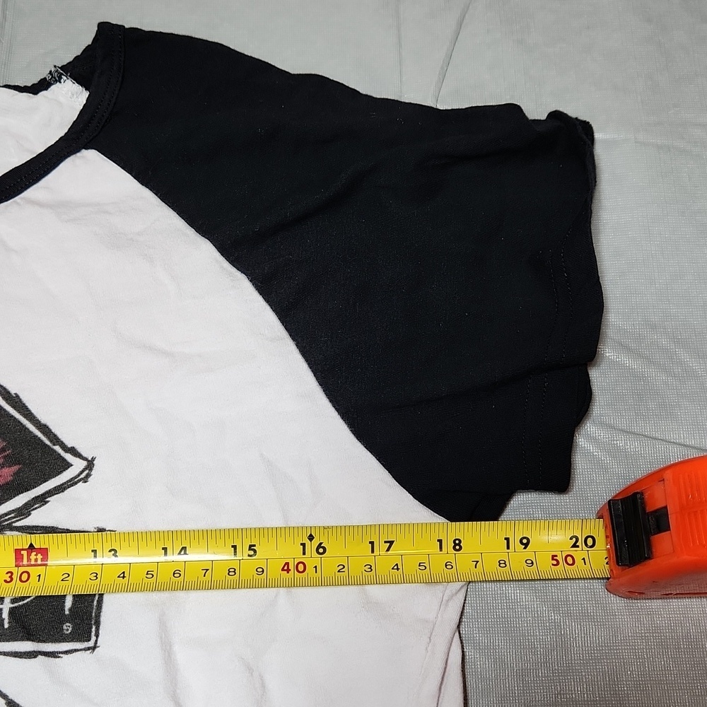 Red Hot Chili Peppers T-Shirt - Picture 4 of 6